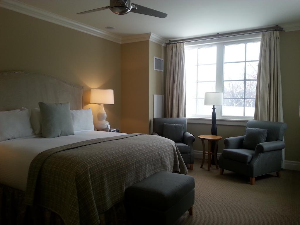 Touchstone Resort On Lake Muskoka Bracebridge Phòng bức ảnh